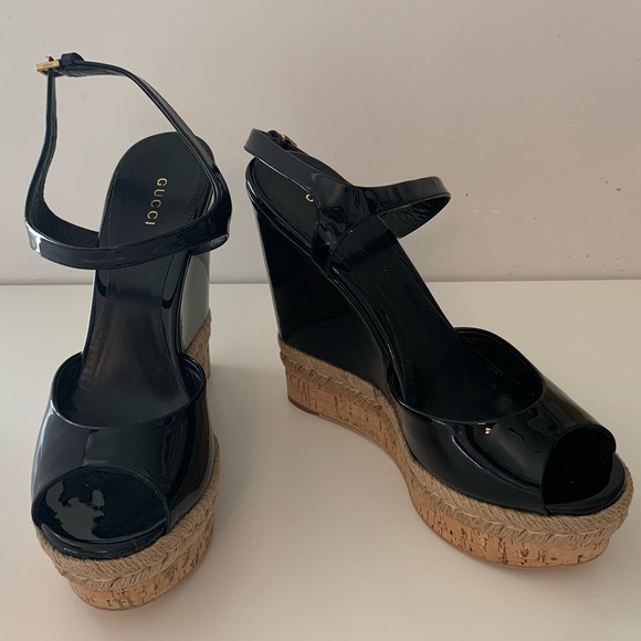 GUCCI VERNICE CRYSTAL NERO Leather Wedge Sandals Women’s Shoe Size 9US (40EUR) - Picture 1 of 12